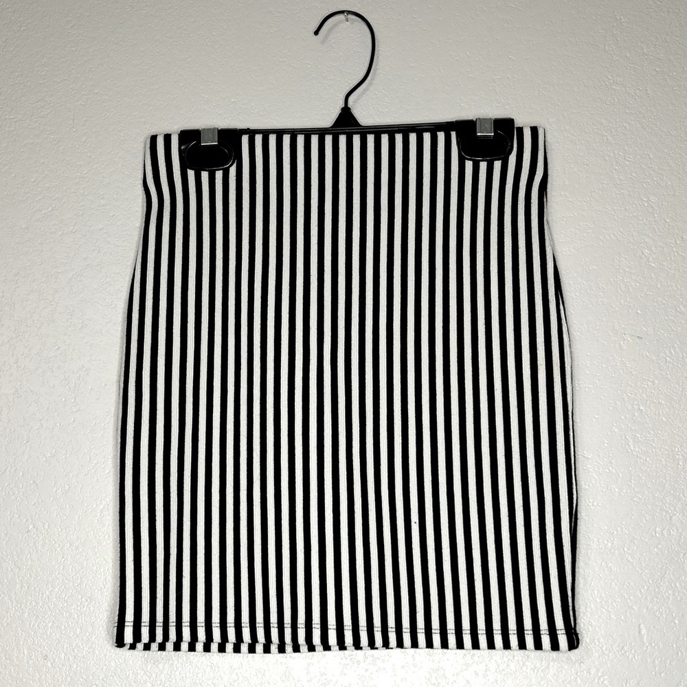 Body con mini skirt